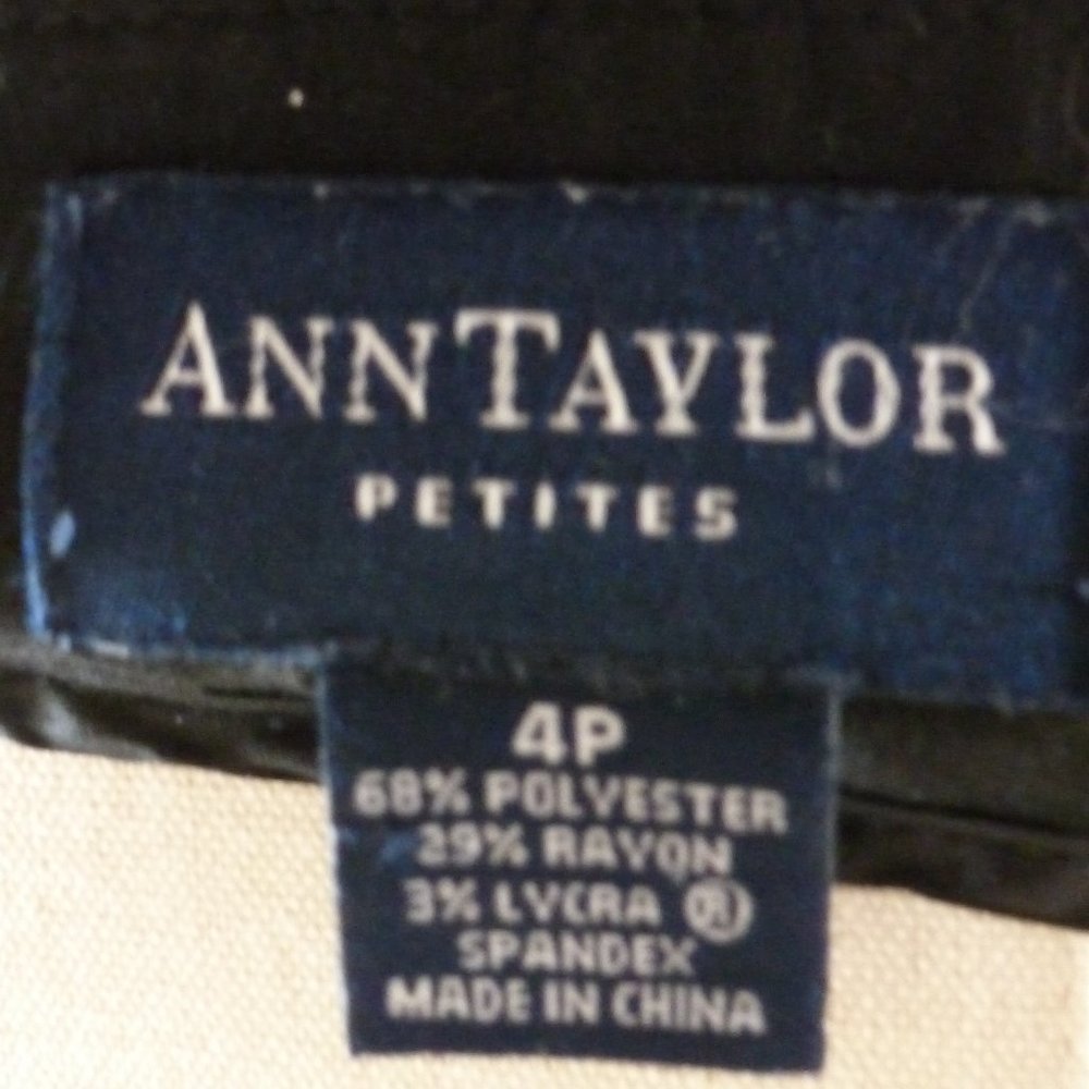 Ann Taylor 4P Black Trouser with 30" Inseam - Picture 3 of 3